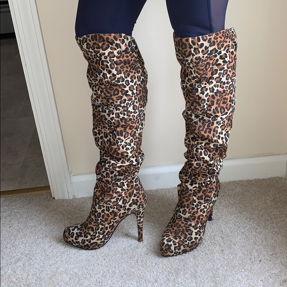 NWOT Leopard Knee High Boots - Picture 5 of 8